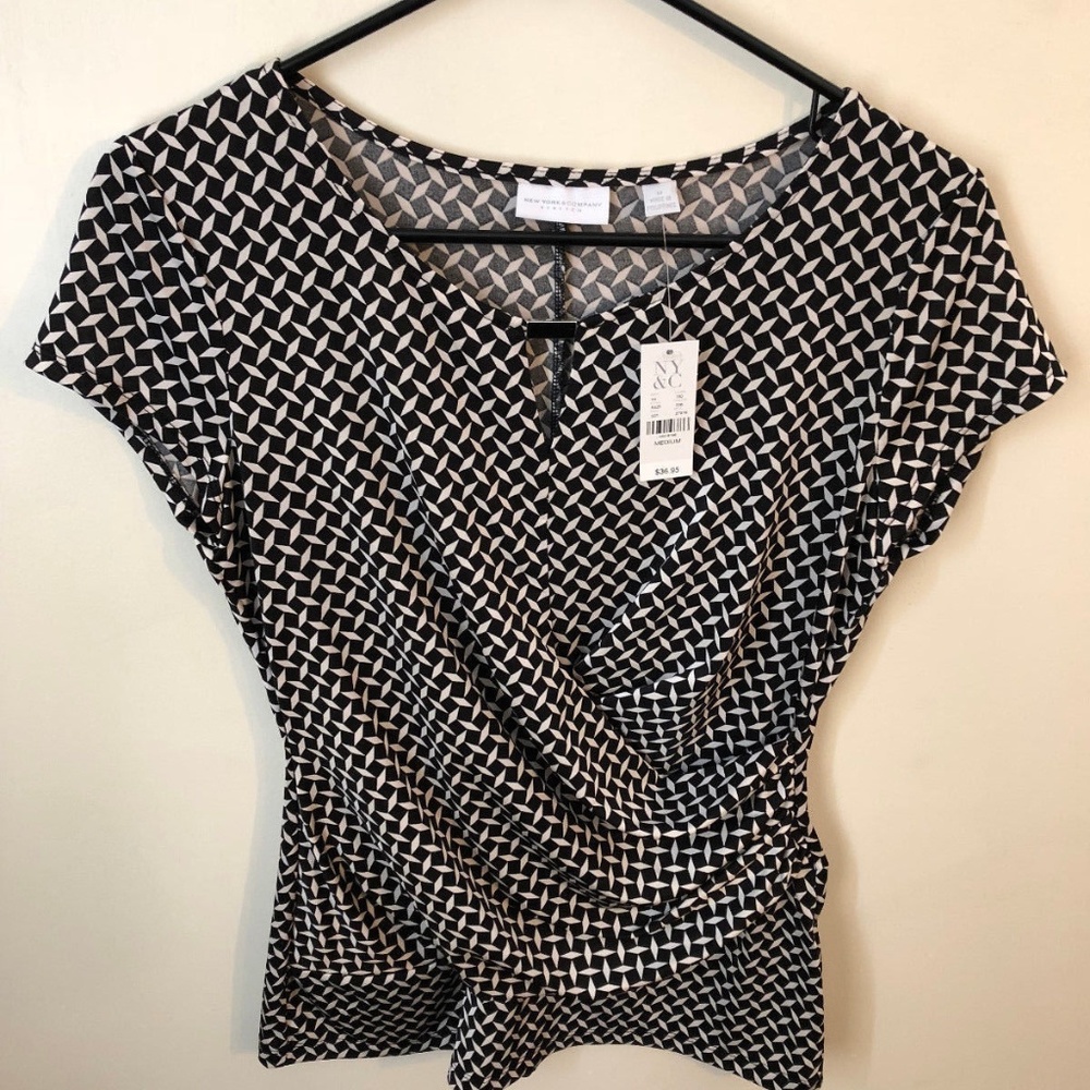 NWT New York & Company Black & White Blouse